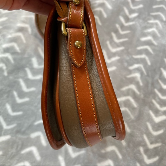 Dooney & Bourke Vintage Crossbody Bag - Picture 6 of 12